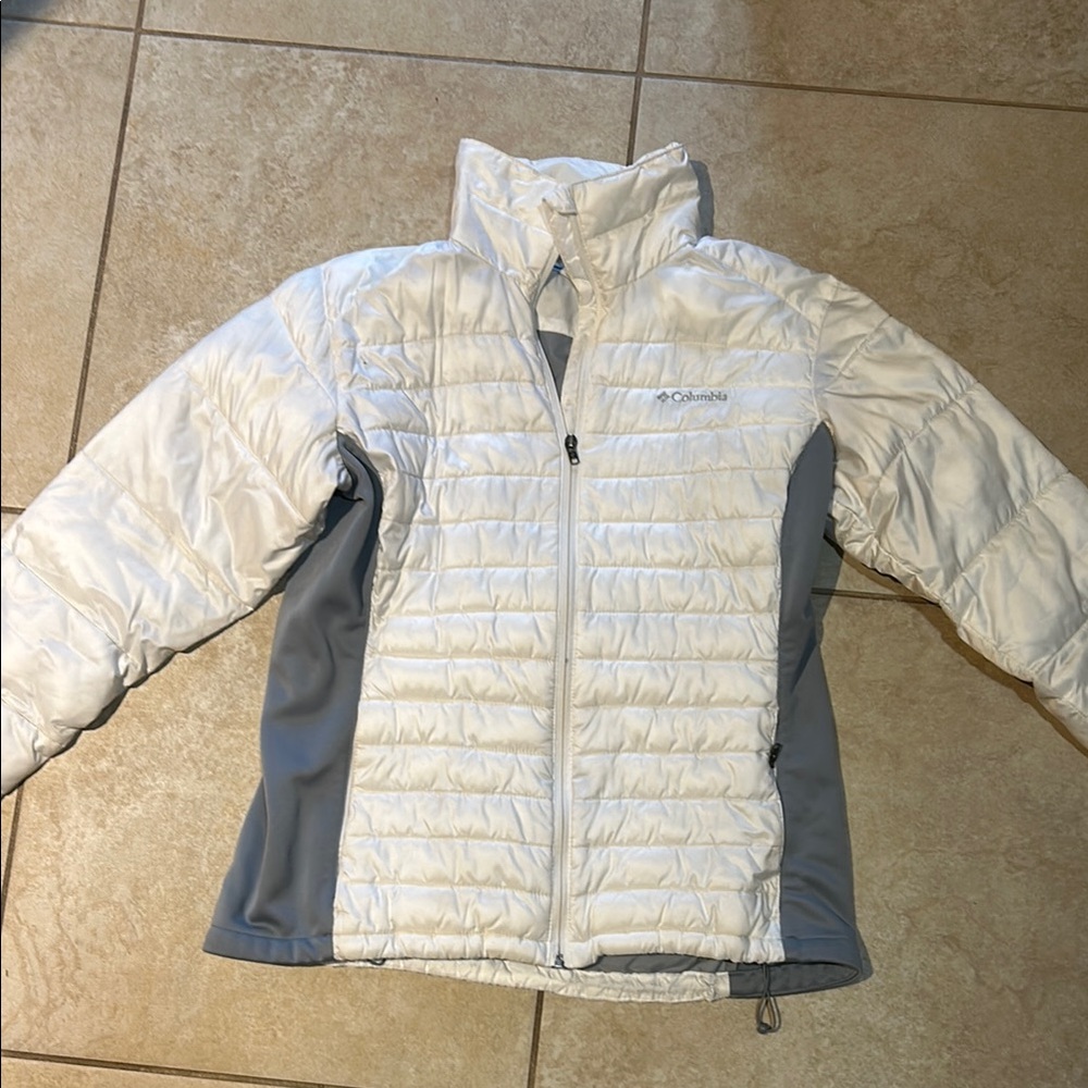 Columbia White and Gray Puffer Jacket